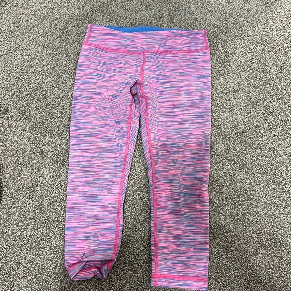 ivivva pink and blue striped leggings